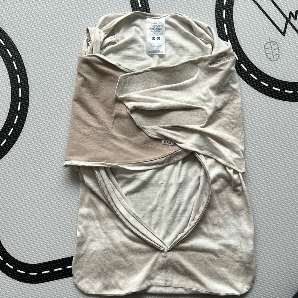 😴 Halo swaddle sleep sack 😴